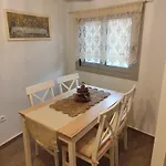 Old Mansion Holiday home Riglia