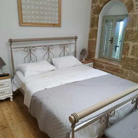 Old Mansion Riglia