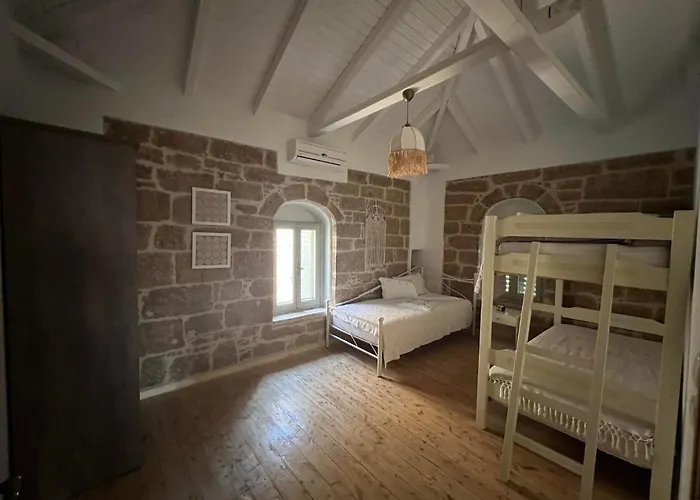 Old Mansion Tatil Evi