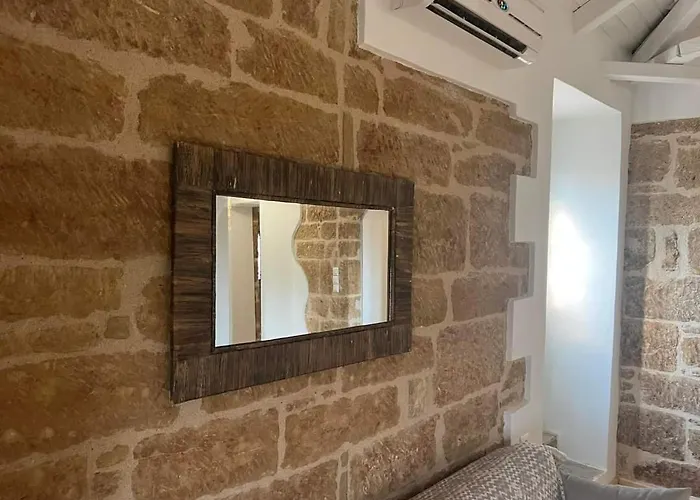 Old Mansion Tatil Evi Riglia